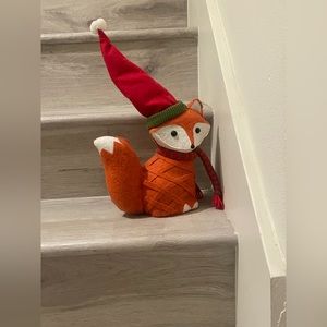 NWT . Rare . Christmas adorable fox decoration 🦊 🎄🧑‍🎄.